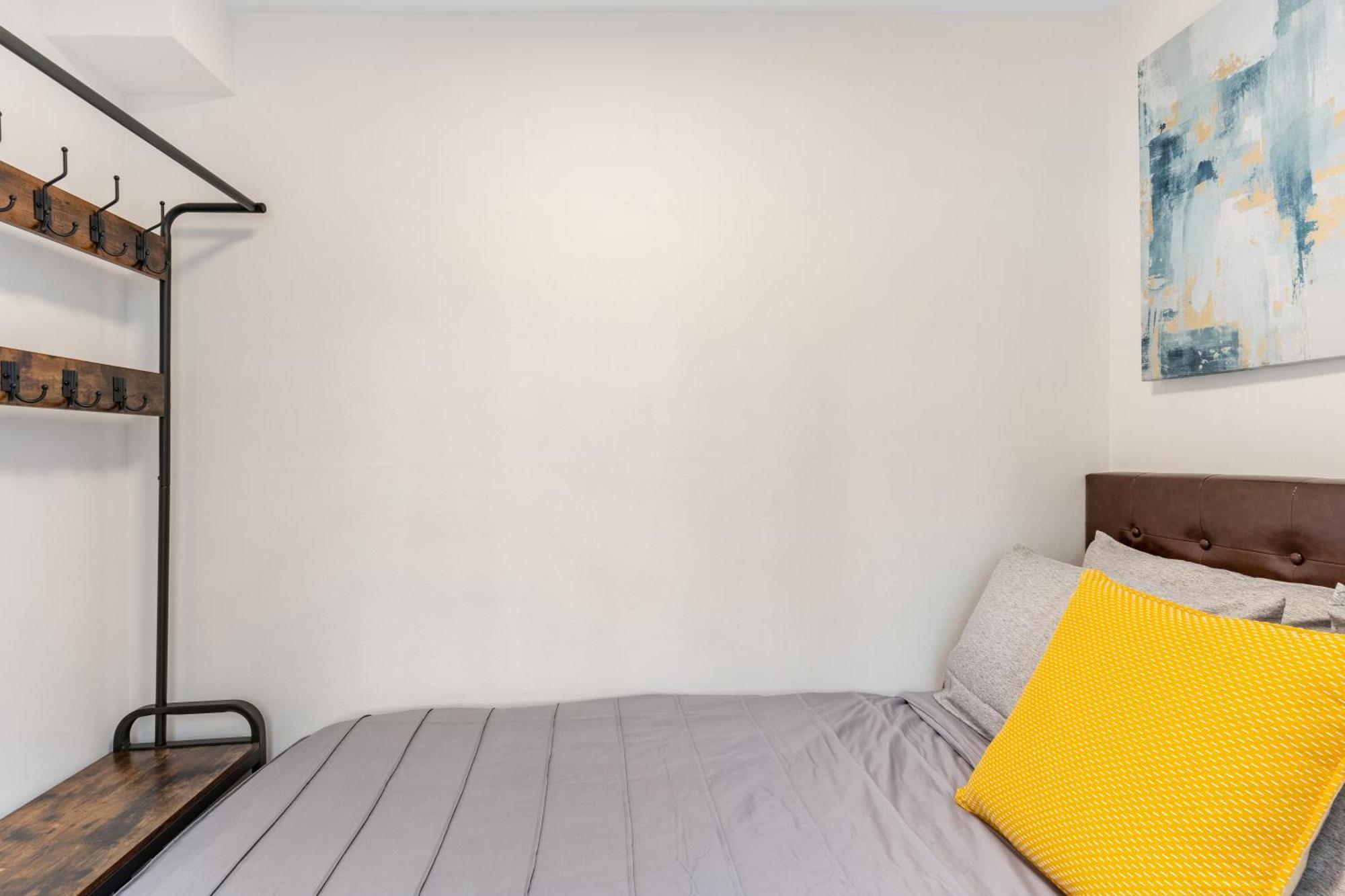Apartment Seattle's Gem: Elegant 1br In Belltown